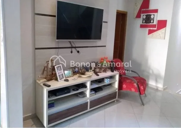 Imagem Linda casa à venda em condomínio fechado em Valinhos/SP.

Casa muito espaçosa com 260m² de área...