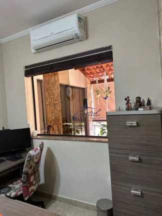 Imagem Casa com 3 dormitórios à venda, 400 m² por R$ 1.800.000 - Portal do Limoeiro - Pedreira/SP