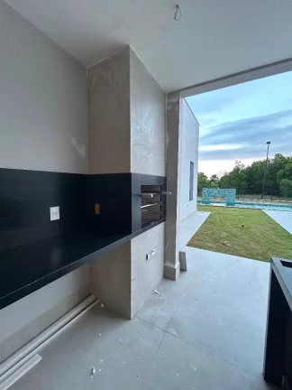 Imagem Cassa linear virada para a mata
