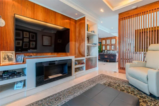 Imagem Apartamento à venda com 4 quartos, sendo 3 suítes, no condomínio Cidade Jardim, São Paulo - SP