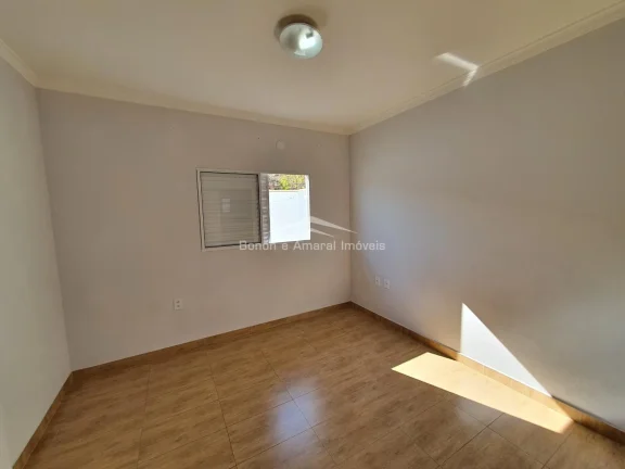 Imagem Casa àvenda, no João Aranha Paulínia

Casa térrea muito bem localizada no bairro, próxima a mer...