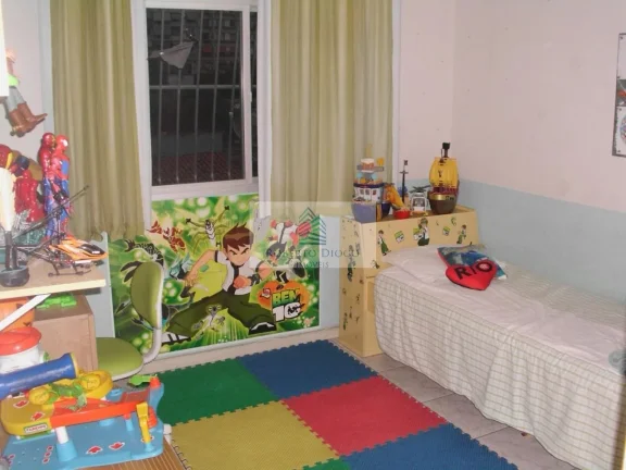 Imagem Imóvel à venda em Icaraí, Niterói-RJ: Apartamento de 3 quartos com suíte, sala ampla e vaga de garagem. Venha conferir!