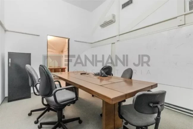 Imagem Excelente Casa Comercial para Locação em São Paulo-SP, Jardim Paulista: 15 Salas, 8 Banheiros, 8 Vagas de Garagem, 1.033m².