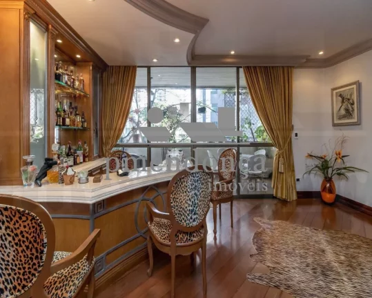 Imagem Apartamento com 310m² em Edifício tradicional de altíssimo padrão na Veiga Filho.