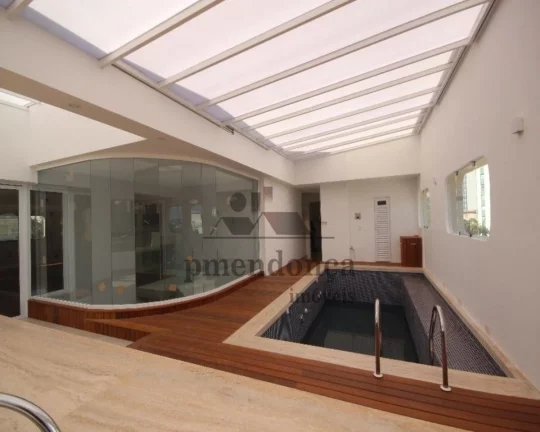 Imagem Cobertura Duplex, reformada em fino acabamento, ar condicionado nas suítes e armários embutidos. 1...