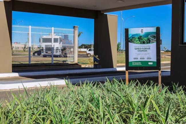 Imagem TERRENO DE 300 M² NO FLORAIS CHAPADA - VENDA