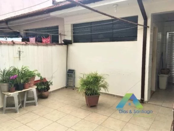 Imagem Sobrado Planalto Paulista 151 metros, 3 dormitórios, 2 vagas, área gourmet com churrasqueira, forno de pizza 2 vagas ótimo valor.