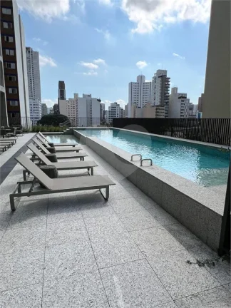 Imagem Cobertura à venda com 3 quartos, sendo 3 suítes, no condomínio Clari Pinheiros, São Paulo - SP
