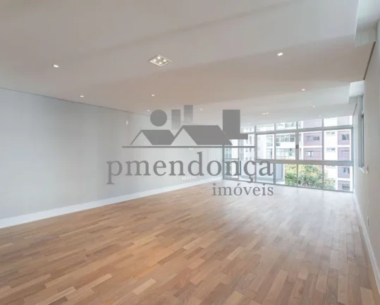 Imagem Apartamento Reformado à venda em Higienópolis, com 3 quartos e 2 vagas, 244 m².