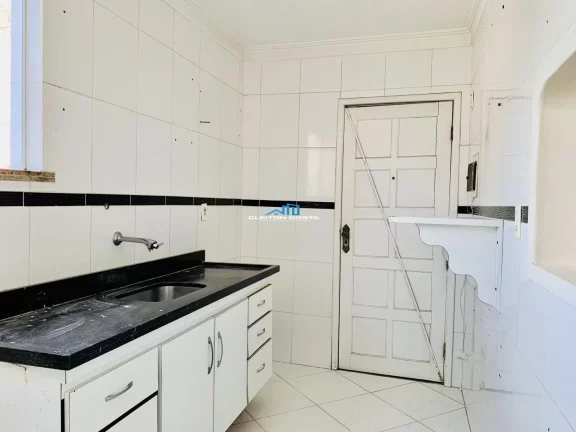 Imagem Apartamento para Locação em Feira de Santana, São João, 3 dormitórios, 2 banheiros, 1 vaga