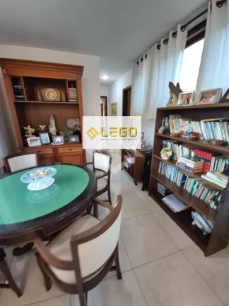 Imagem Excelente casa em condomínio fechado em Jacarepaguá
