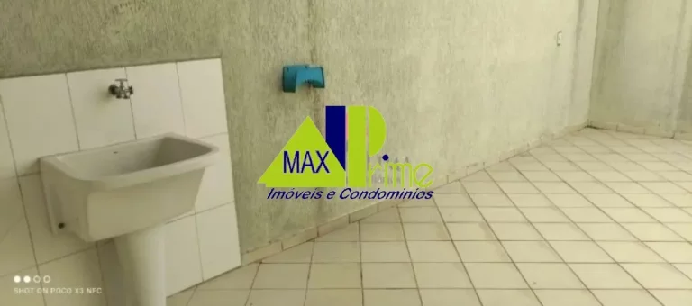 Imagem Casa para locação na Vila Marieta, São Paulo-SP: 3 quartos, 1 suíte, 2 salas, 3 banheiros, 4 vagas de garagem, 135m².