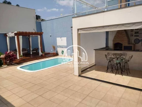 Imagem Lindo sobrado de 287m² AC c/ área gourmet + piscina + bangalô + suíte c/ hidro - Excelente localização! Jardim Caçula, Jundiaí/SP