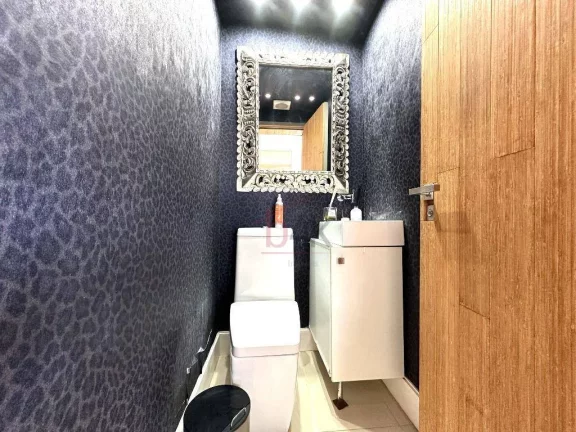 Imagem Cobertura Duplex, mobiliada e decorada à venda no coração da Vila Olimpia.