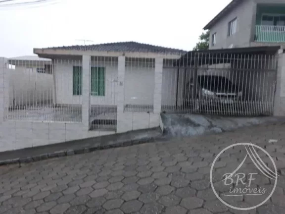 Imagem Vendo casa em Serraria São José SC de três dormitórios, sala e cozinha mais edícula