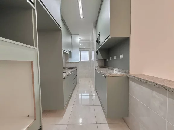 Imagem Lindo Apartamento com dois dormitórios na Guilhermina - Praia Grande.