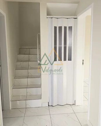 Imagem Casa Padrão com Ático