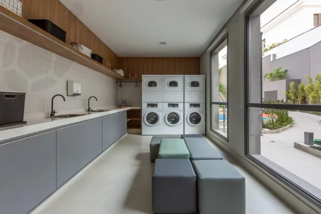 Imagem TOTALMENTE MOBILIADO E DECORADO * 1 DORM. * 1 VAGA