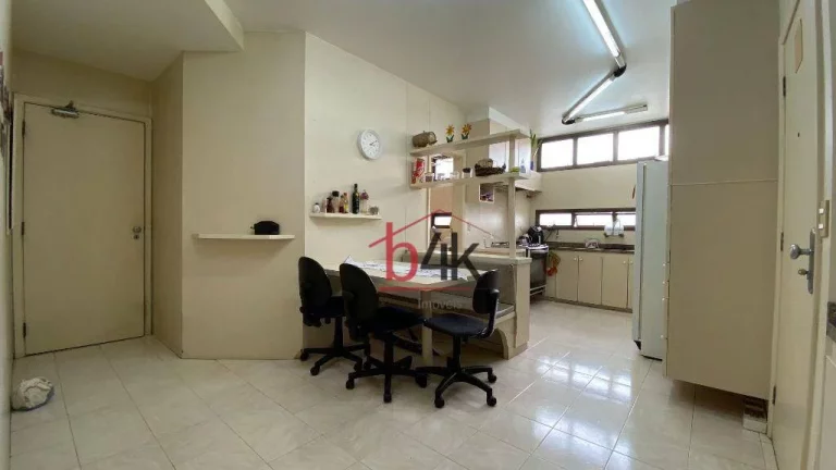 Imagem Apartamento no Campo Belo à venda, Rua Barão de Jaceguai nº 1414.