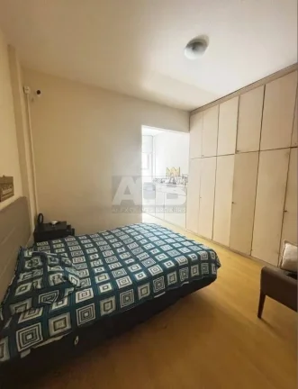 Imagem Apartamento à venda em Copacabana, 3 quartos + Dependência, 95m2.