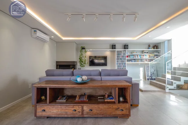 Imagem Casa Alto Padrão 4 dormitórios!