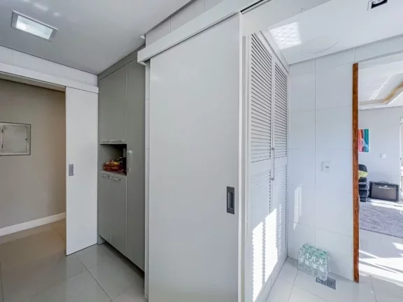 Imagem Cobertura 2 dormitórios, 102m2, 2 vagas de garagem no Bairro Bela Vista