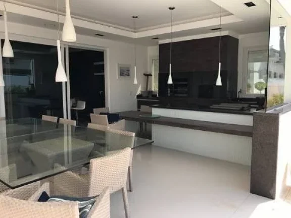 Imagem Casa com 6 dormitórios, 1000 m² - Jurerê Internacional - Florianópolis/SC