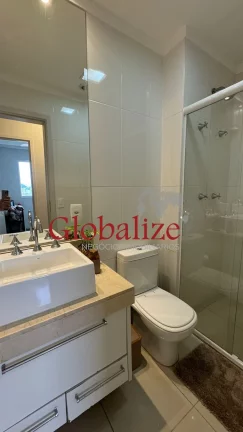 Imagem Apartamento mobiliado com varanda de 84 metros 1 suite 2 dormitórios 1 vaga coletiva suficiente localizado no Marapé Santos R$835.000,00