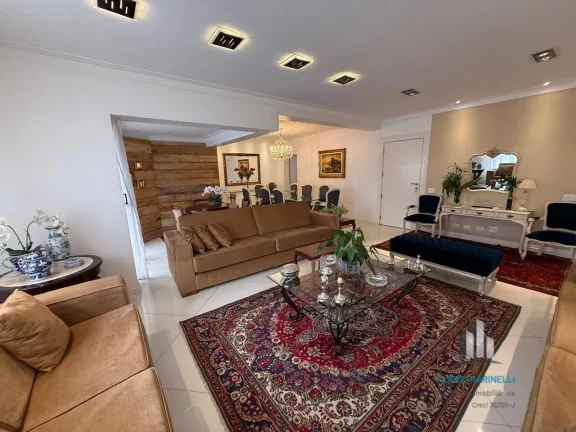 Imagem Apartamento MOBILIADO à Venda com 4 Suítes e 4 Vagas de Garagem
