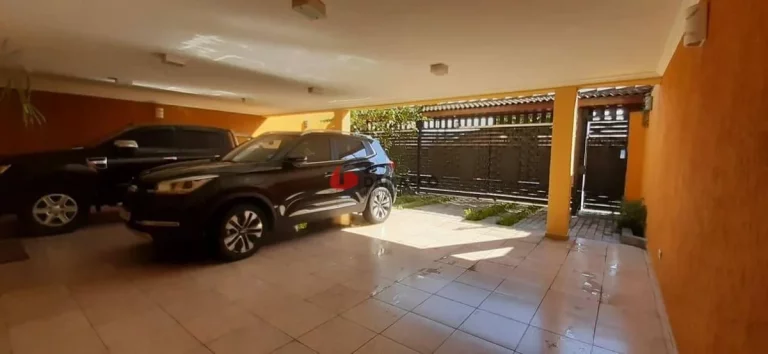Imagem Sobrado à venda 3 Quartos, 2 Suites, 6 Vagas, 780M², Osvaldo Cruz, São Caetano do Sul - SP
