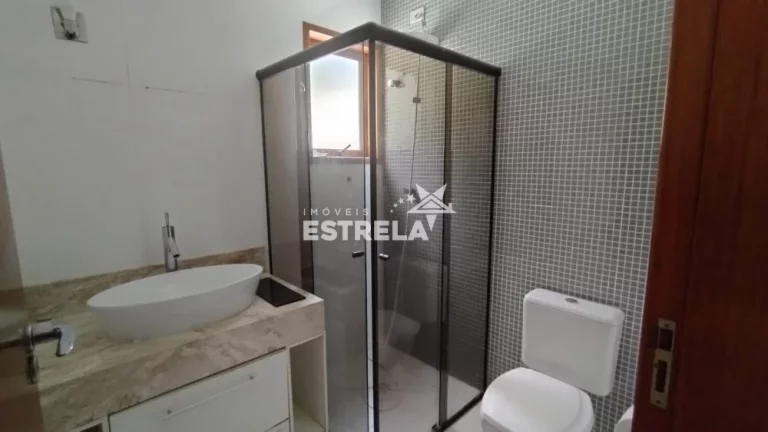 Imagem Casa de Condomínio com 06 Dorms à Venda