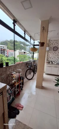 Imagem Vendo este excelente apto centro de Nova Friburgo.