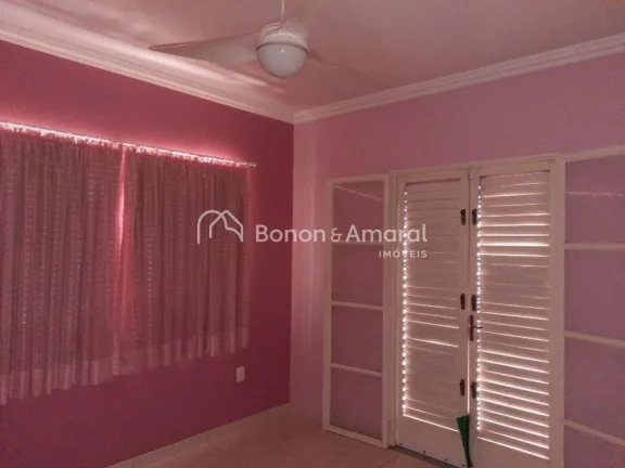 Imagem Imagine viver cercado de verde, em uma casa cheia de conforto, estilo e um pomar dos sonhos!
Esta li...