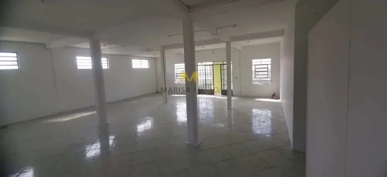 Imagem Maravilhosa Loja para alugar com 100m2 em vão livre na Vila Juliana, em Piraquara.