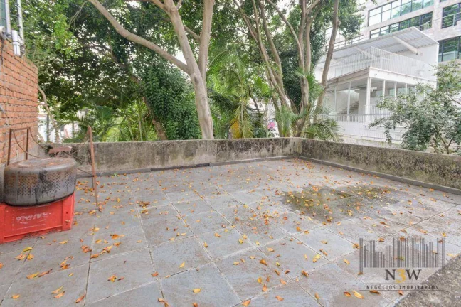 Imagem Casa à venda no Alto da Lapa São Paulo SP com 3 dormitórios, 1 suíte, 2 vagas de garagem e 120m².