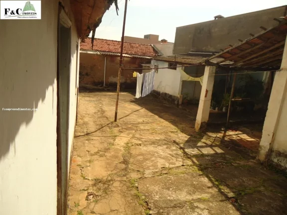 Imagem Terreno para Venda em Limeira, Vila Queiroz, 1 dormitório, 1 banheiro, 1 vaga