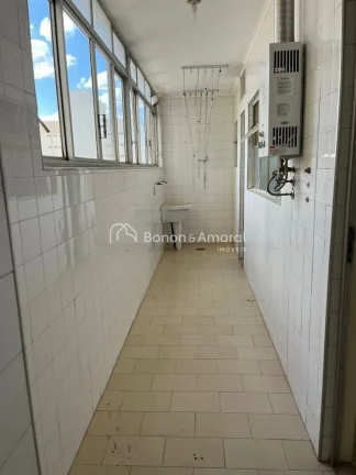 Imagem Localizado no bairro Centro, este apartamento oferece 120 m² de conforto e praticidade, com 2 quart...