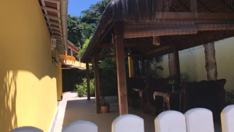 Imagem Oportunidade única: Pousada mobiliada para venda em Velha Boipeba - Cairu - BA