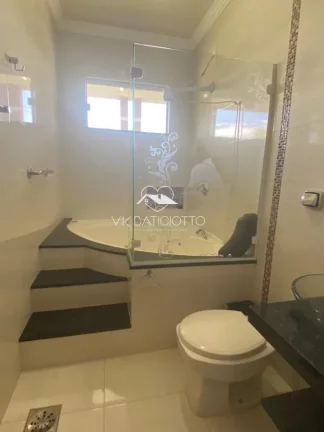 Imagem Sobrado para Venda em Maringá / PR no bairro Jardim Santa Rosa