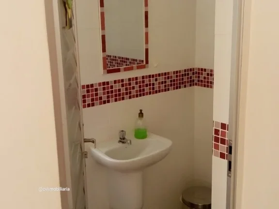 Imagem Casa moderna. 1o piso em conceito aberto, ampla sala, cozinha americana com ilha, lavabo, despensa, ...