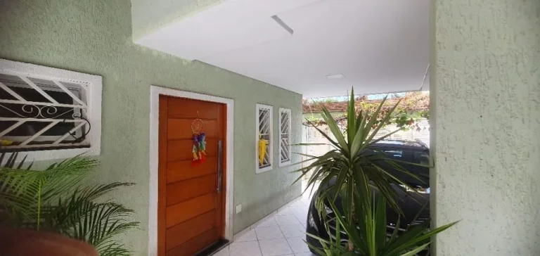 Imagem Sobrado com 3 dormitórios à venda, 250 m² por R$ 950.000,00 - Jardim Medina - Poá/SP