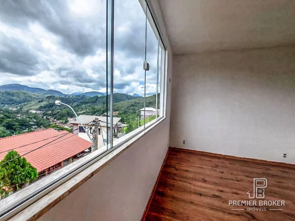 Imagem Casa à venda, 216 m² por R$ 800.000,00 - Albuquerque - Teresópolis/RJ