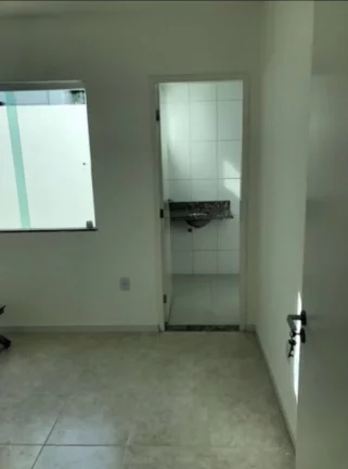 Imagem Casa na Farolândia - 3 quartos, 3 banheiros, garagem - Confira!