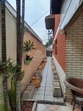 Imagem Casa com 3 quartos à venda, 300m² - R$2.100.000 - Santana de Parnaíba- Alphaville 9