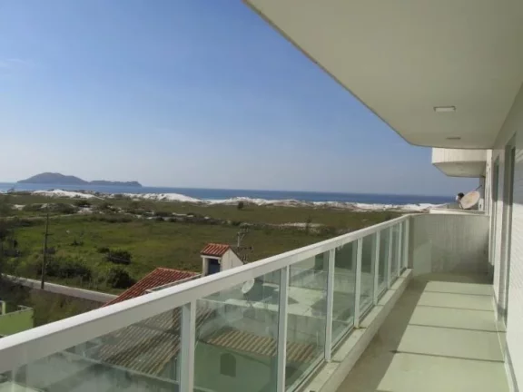 Imagem Apartamento com 2 dormitórios à venda, 90 m² por R$ 650.000,00 - Braga - Cabo Frio/RJ