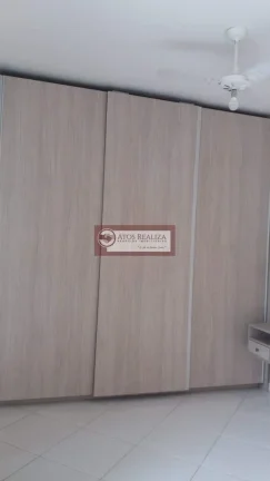 Imagem Vendo Oportunidade no bairro pedreira. Vendo Lindo Sobrado no bairro Pedreira, 3 dormitórios, sendo 1 suíte, sala estar e sala de jantar amplas de 9m2 cada, 4 banheiros, 2 vagas de garagem, valor de super Oportunidade R$ 560.000, Confira.