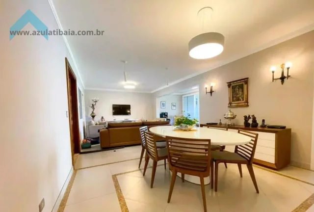 Imagem Casa de Alto Padrão no Condomínio Flamboyant, Atibaia