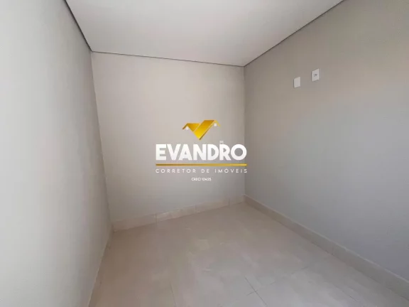 Imagem Casa em Condomínio para Venda em Cuiabá / MT no bairro Jardim Imperial
