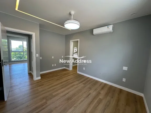 Imagem Casa de 440m², com vista para reserva, piscina e hidromassagem, à venda no Riviera Park - Vila Velha