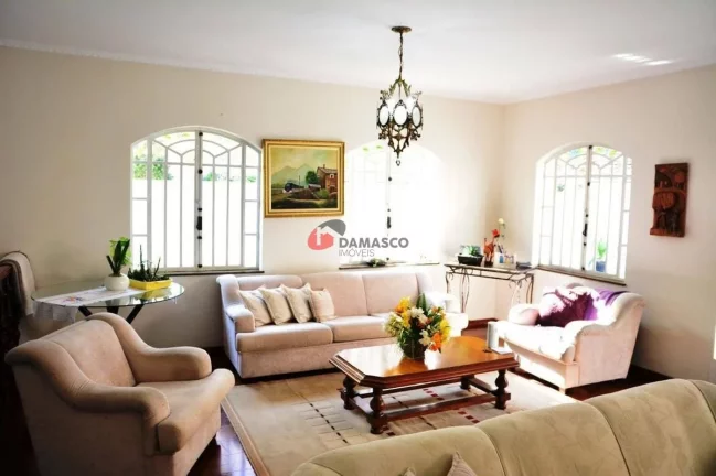 Imagem Casa à venda 3 Quartos, 1 Suite, 6 Vagas, 361M², Jardim São Caetano, São Caetano do Sul - SP